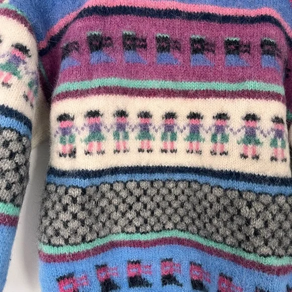 Vintage Handmade in Peru Wool Colorful Patterned Cardigan Sweater - Picture 8 of 9